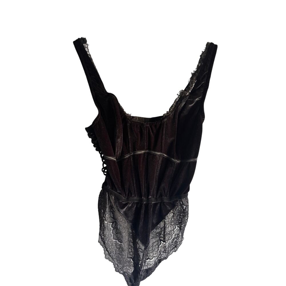 Victoria's Secret Black velvet and lace corset teddy bodysuit lingerie size xl
